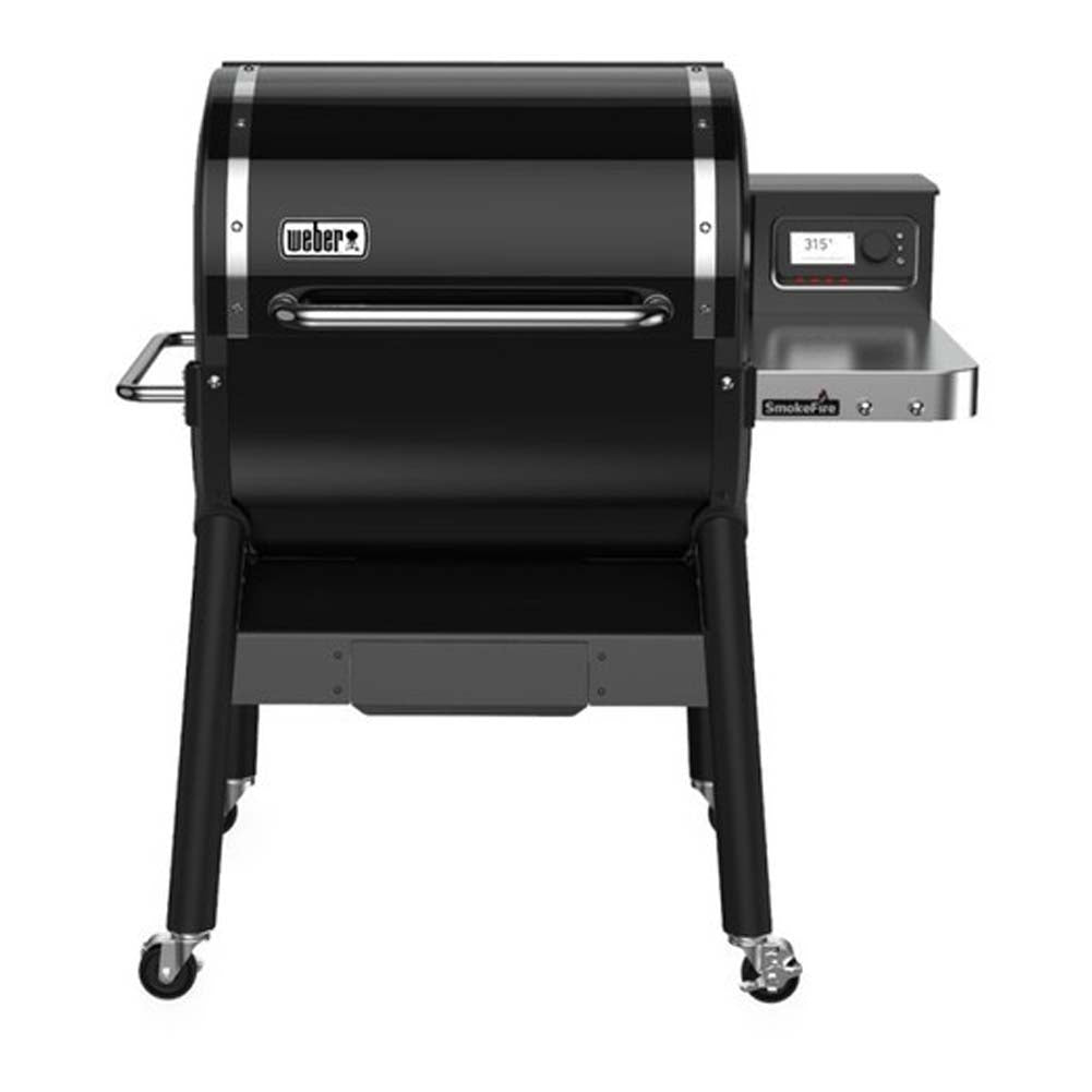 Weber SmokeFire EX4 con copertura e accessori